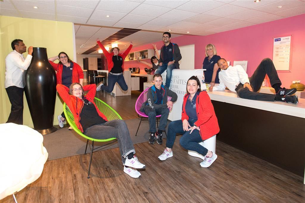 Kyriad Tours Sud - Chambray Les Tours Bagian luar foto