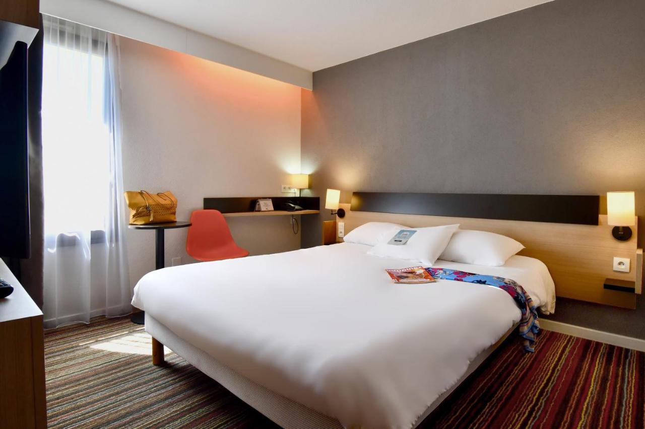 Kyriad Tours Sud - Chambray Les Tours Bagian luar foto